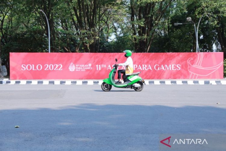 Grab hadirkan armada motor listrik di ASEAN Para Games 2022
