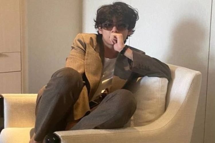 10 Cover Majalah Individu Kpop Terlaris Sepanjang Masa di Ktown4u, V BTS Peringkat Berapa?