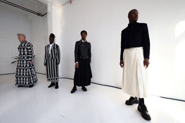 Desainer Pakaian Pria Tampilkan Koleksi Baru di New York Fashion Week
