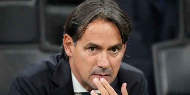 Simone Inzaghi Sebut Napoli Sulit Dikejar, Tanda Inter Milan Kibarkan Bendera Putih di Serie A? - Bola.net