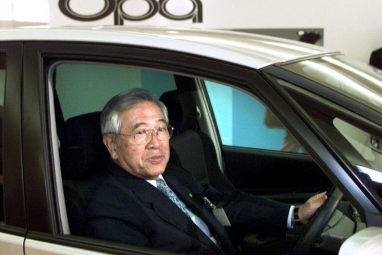 Ketua kehormatan Toyota Shoichiro Toyoda meninggal pada usia 97 tahun