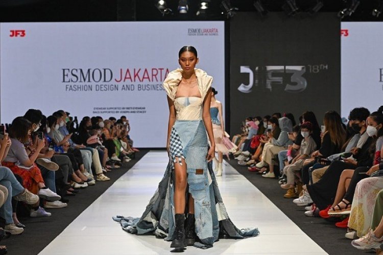 Suka Fashion? ESMOD Jakarta Buka Lowongan Kerja Februari 2023!