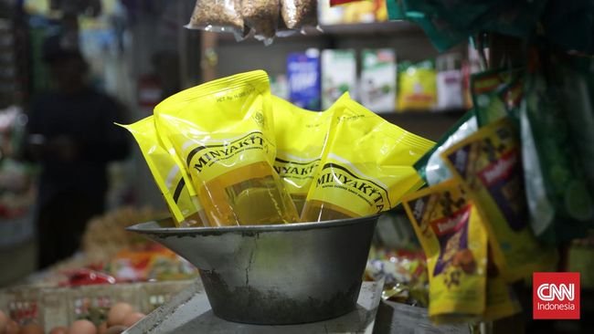KPPU Medan Periksa 3 Distributor, Minyakita Dijual Sepaket Margarin