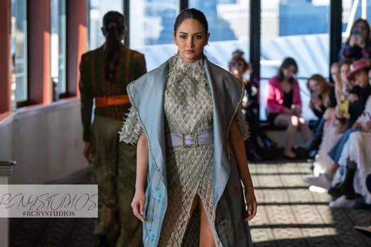 18 Brand Fesyen Tanah Air Tampil di New York Indonesian Fashion Week