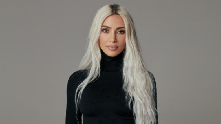 Dolce & Gabbana Perkenalkan Kim Kardashian sebagai Wajah Kampanye 2023