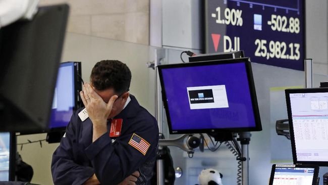 Tenggat Waktu Utang AS Dipercepat, Wall Street Dibuka Lesu