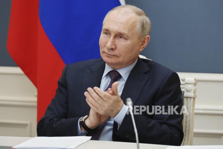 Putin Serukan Sistem Keuangan Global Baru