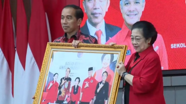 Burhanuddin: Dalam Rakernas PDIP, Belum Dapat Dipastikan Jokowi Pilih Capres Mana