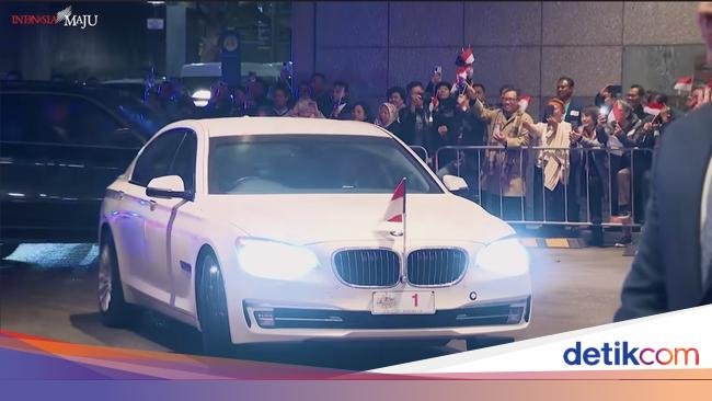 Segini Kisaran Harga BMW Putih yang Dipakai Jokowi di Australia