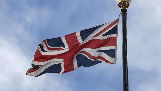Inflasi Inggris 'Longsor' ke 7,9%, Badai Ekonomi Belum Usai