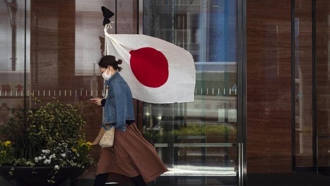 Gaji Warga Jepang Melonjak, Bank Sentralnya Malah Pusing