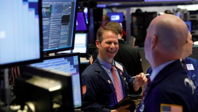 Wall Street Bergairah, Data Pengangguran AS Mulai 'Mendingin'