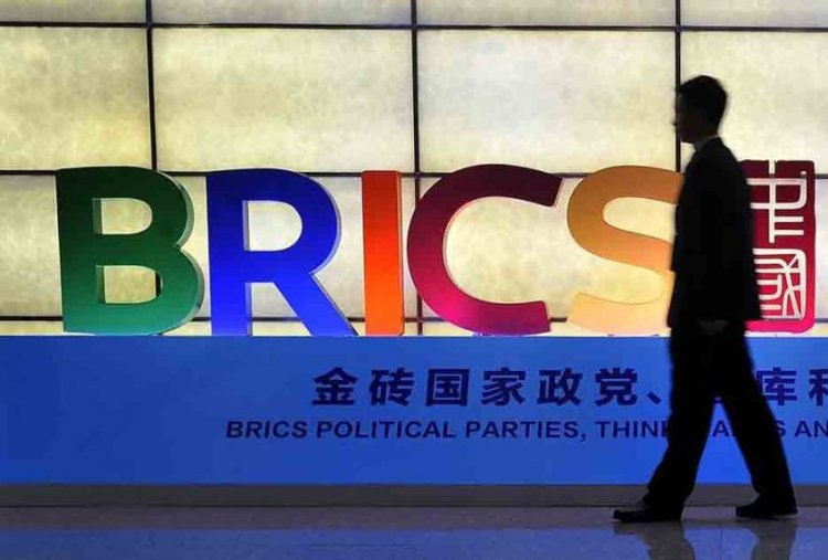 Perkuat BRICS Melawan Dominasi AS, Rusia Beri Sinyal Dukung 3 Negara Ini Jadi Anggota Baru