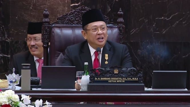 Bamsoet Berpantun Satire soal Capres Tak Jelas Cawapresnya dalam Sidang Tahunan MPR