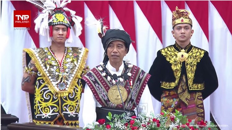 Soal Capres-Cawapres, Jokowi: Itu Bukan Wewenang Pak Lurah : Okezone Nasional