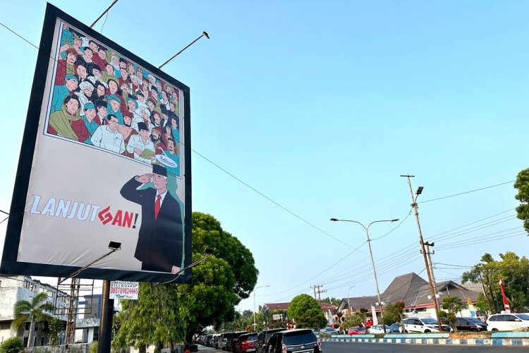 Baliho Capres Bertajuk Lanjut Gan Curi Perhatian di Kota Kelahiran Fatmawati Soekarno