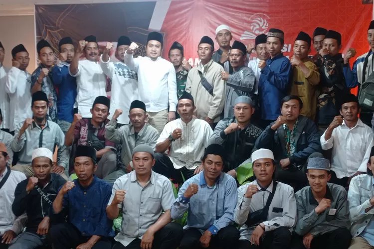Ratusan Santri dan Kiai Kampung Deklarasikan Dukung Prabowo Subianto Capres 2024