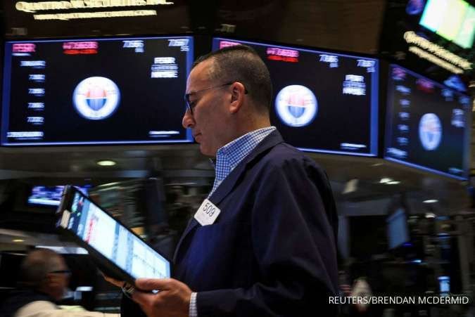 Wall Street Melemah, Dipicu Kenaikan Yield Treasury dan Arah Kebijakan Bunga The Fed