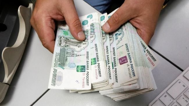 Tekan Inflasi, Bank Sentral Rusia Kerek Suku Bunga jadi 15%