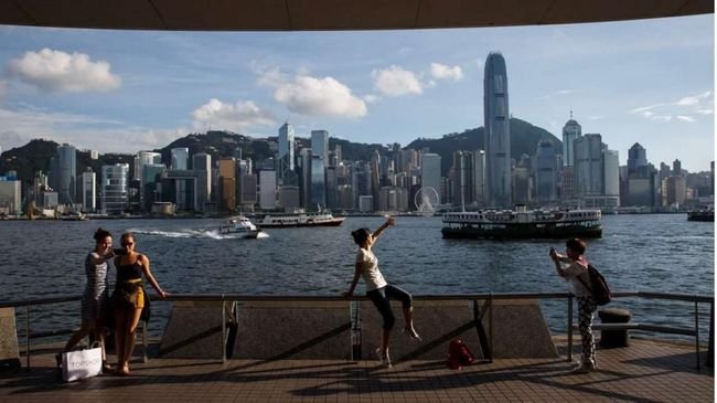 Bankir Hong Kong Pada Nganggur, Investasi Sepi, Bisnis Suram