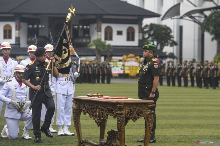 Politik kemarin, Sertijab KSAD hingga kampanye capres-cawapres