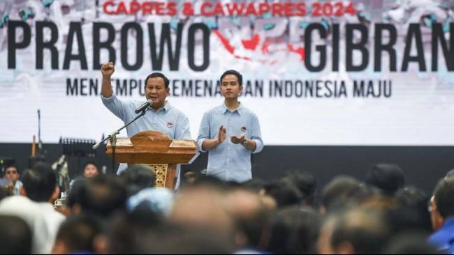 Kampanye Hari ke-12 Capres-Cawapres Nomor Urut 2: Prabowo ke Padang, Gibran ke Jakarta