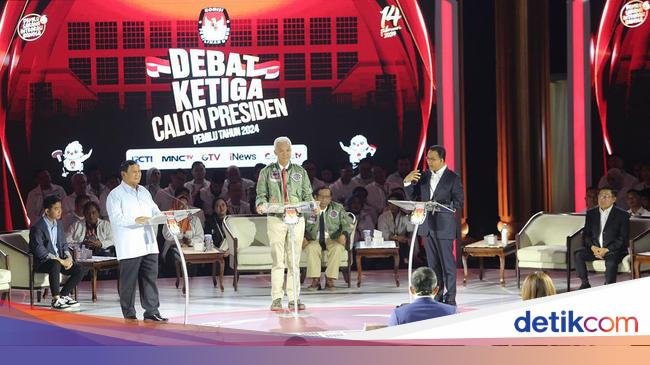 Polling Kompas: 79,7% Publik Puas dengan Ganjar di Debat Capres Ketiga