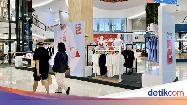 Mengintip Booth Merchandise Capres-Cawapres di FX Sudirman