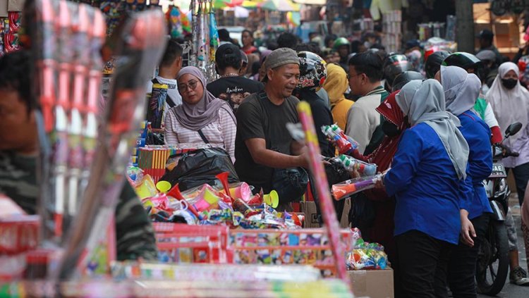 Peredaran Uang Makin Seret, Roda Ekonomi RI Kurang 'Pelumas'