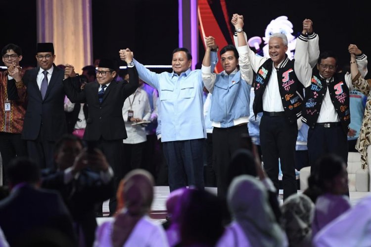 Top News: 10 Survei Capres Terbaru, Ahok Serang Kinerja Jokowi