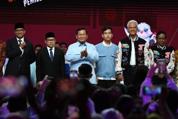 Top News: 5 Survei Capres Terbaru, Tujuh Menteri Ikut Kampanye Akbar