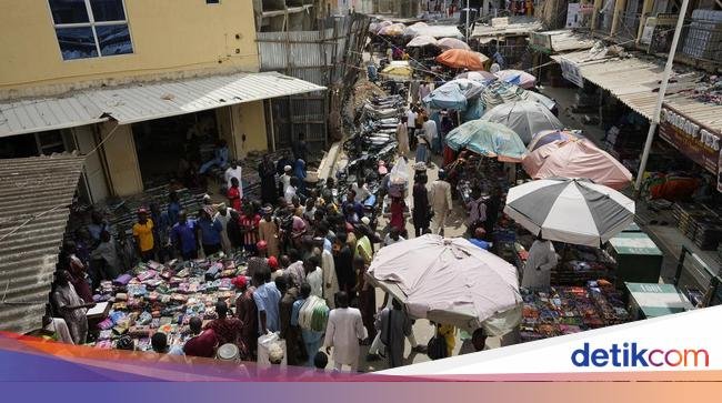 Nigeria Inflasi 'Gila-gilaan', Mata Uang Ikut Anjlok
