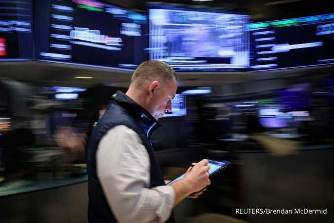 Wall Street Berakhir Turun Setelah Data PPI dan Saham Produsen Chip Jatuh