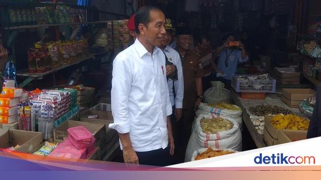 Blak-blakan Jokowi soal Biang Kerok Harga Beras Tinggi & Janji Bansos sampai Juni