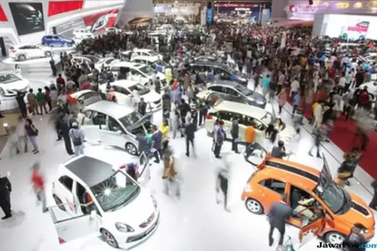 Sri Mulyani Ungkap Penjualan Mobil dan Motor Merosot hingga Akhir Februari 2024
