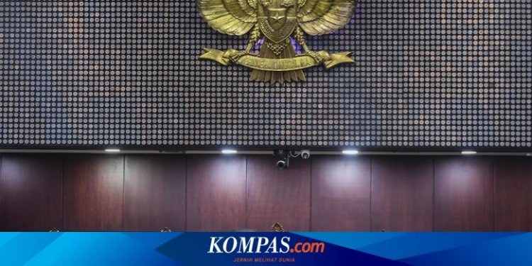 MK Bela KPU Tak Segera Ubah Syarat Usia Capres-cawapres karena DPR Reses