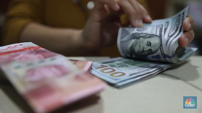 Rupiah Makin Gak Karuan, Dolar Naik ke Rp16.255 Pukul 14.00 Hari Ini