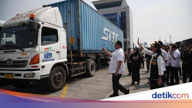 Kemenperin Sebut Tak Ada Gangguan Rantai Pasok Imbas Kontainer Numpuk