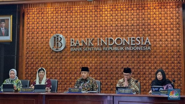 Rupiah Aman, BI Rate Diramal Nggak Akan ke Mana-mana