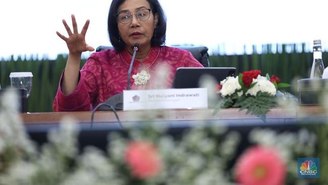 Kengerian Baru RI datang dari China, AS & Rusia: Sri Mulyani Pusing