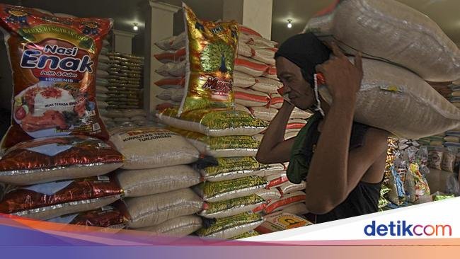 Musim Panen Mau Berakhir, Harga Beras Kembali Naik