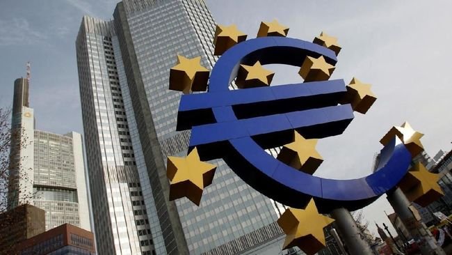 Tok! ECB Pangkas Suku Bunga Jadi 4,25%, Badai Inflasi Berlalu?