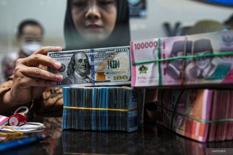 Rupiah menguat setelah data klaim pengangguran AS yang lebih tinggi