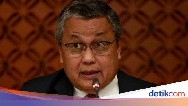 Dolar AS Tembus Rp 16.400, Gubernur BI Ungkap Biang Keroknya!