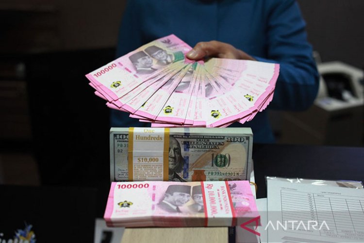 Rupiah Rabu pagi menguat 16 poin menjadi Rp16.380 per dolar AS