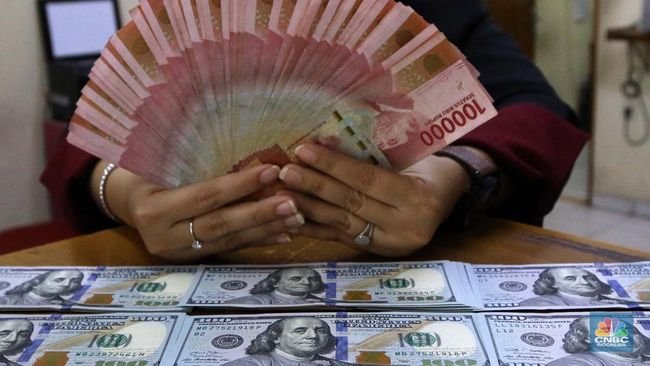 Investor Asing Rebutan SRBI, Dolar AS Turun ke Rp 16.250