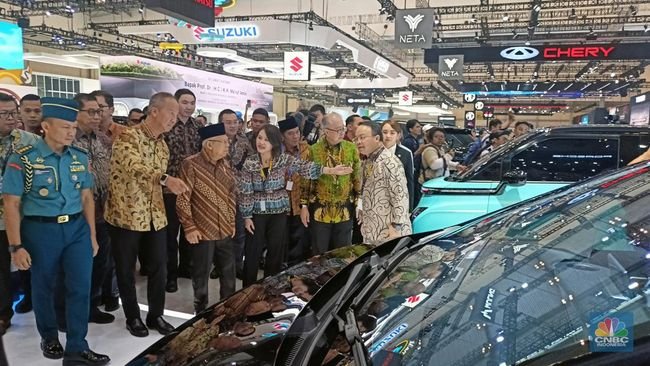 Tiba-Tiba Menperin Minta Harga Mobil Jangan Naik, Ternyata Karena Ini