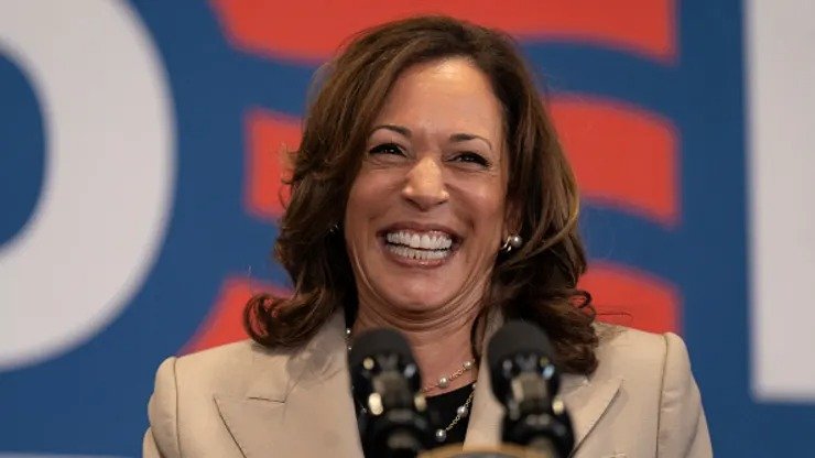 Kamala Harris Raih Cukup Dukungan untuk Jadi Capres Demokrat