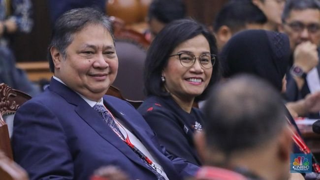 Warga RI Kurang Belanja, Airlangga & Sri Mulyani Buka Suara