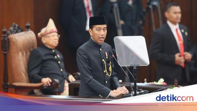 Jokowi Sebut Rasio Utang RI Terendah di Antara Negara ASEAN & G20